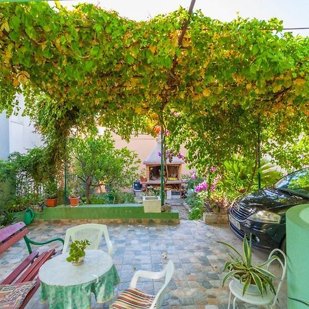 Green Garden Rooms & Apartments Makarska Exteriör bild