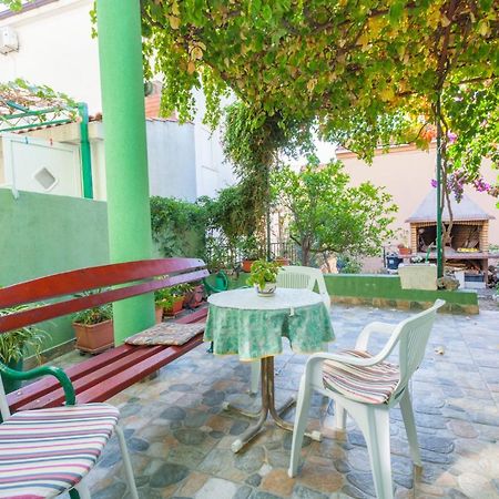Green Garden Rooms & Apartments Makarska Exteriör bild