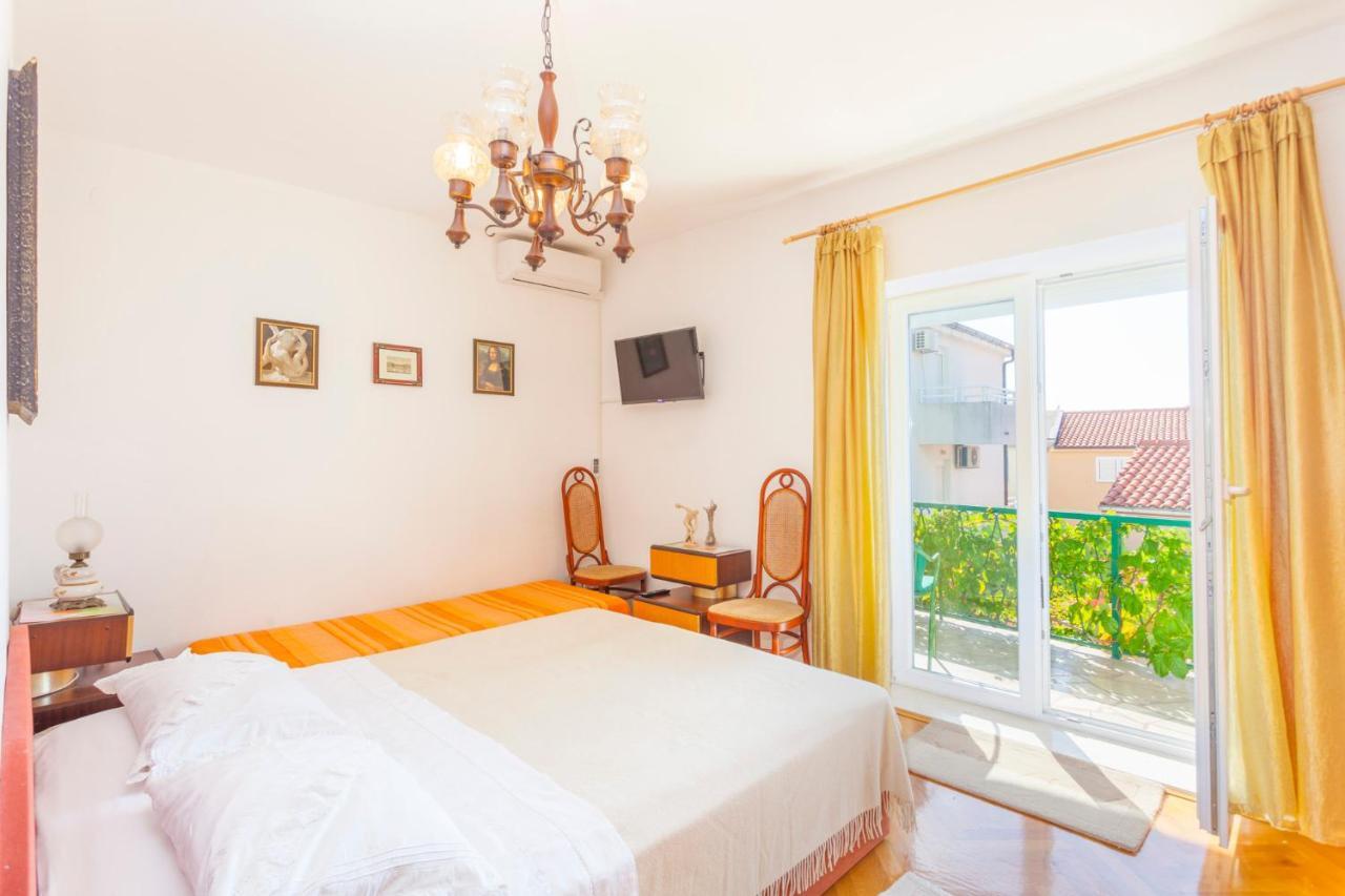 Green Garden Rooms & Apartments Makarska Exteriör bild