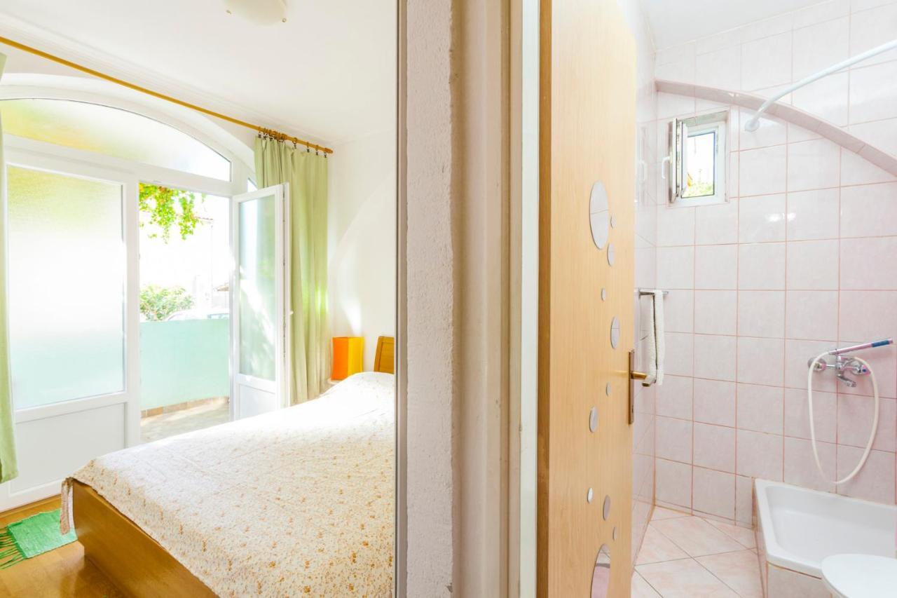 Green Garden Rooms & Apartments Makarska Exteriör bild