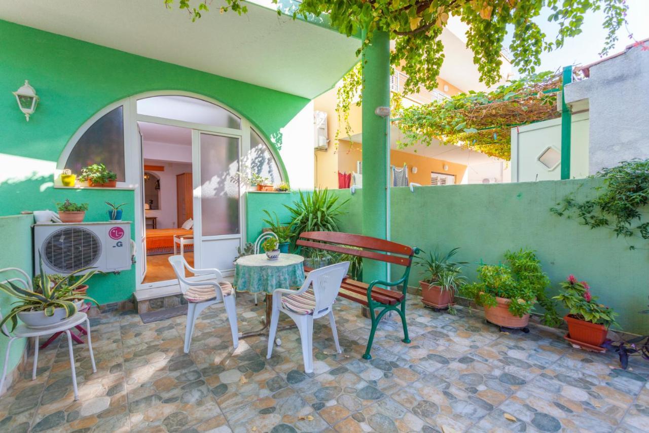 Green Garden Rooms & Apartments Makarska Exteriör bild